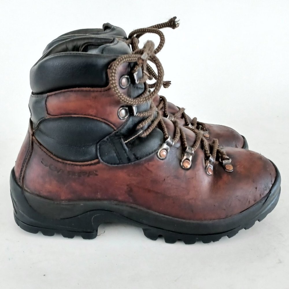 🌄 Vintage Scarpa Italian Made Stiff Leather Hiking Boots Size 39.5 🌄